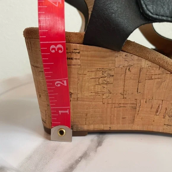 Clarks Artisan Black Leather Wedge Sandals with Buckle Straps - Picture 10 of 15